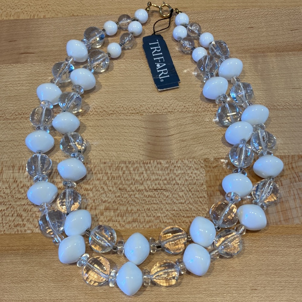 VINTAGE Trifari white and clear, double strand  necklace/ beads NEW WITH TAGS